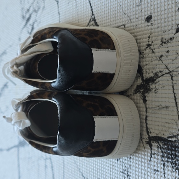 Veronica Beard Sneakers - Picture 5 of 6